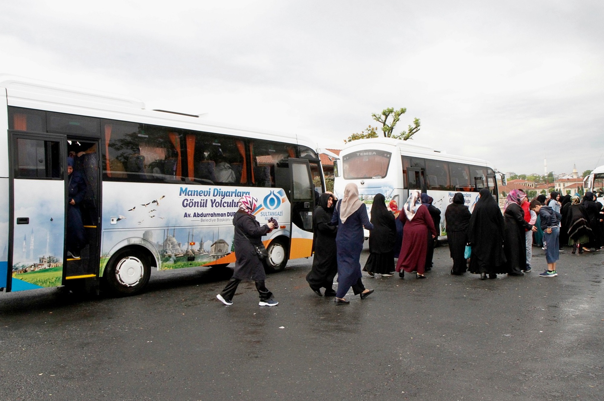 Manevi Diyarlara Gönül Yolculuğu