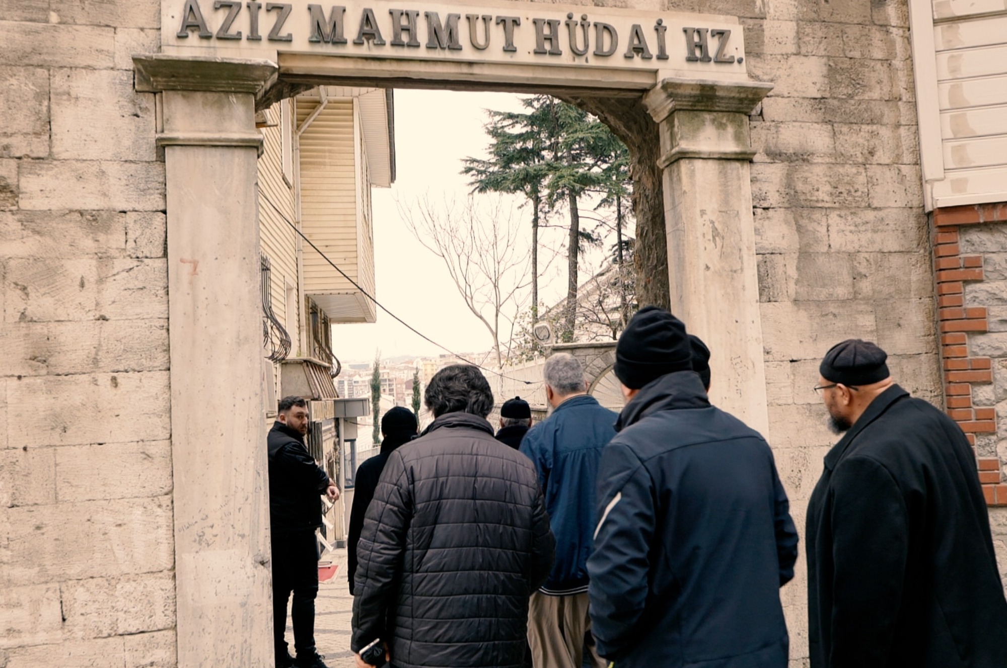 Sultangazi Belediyesi’nden Manevi Diyarlara Yolculuk