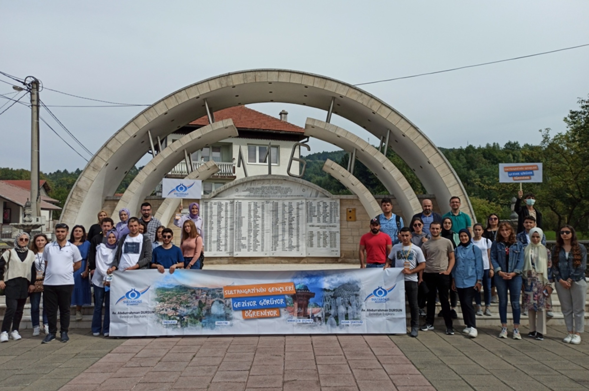 Sultangazi’nin Başarılı Gençlerine Bosna Hersek Ödülü