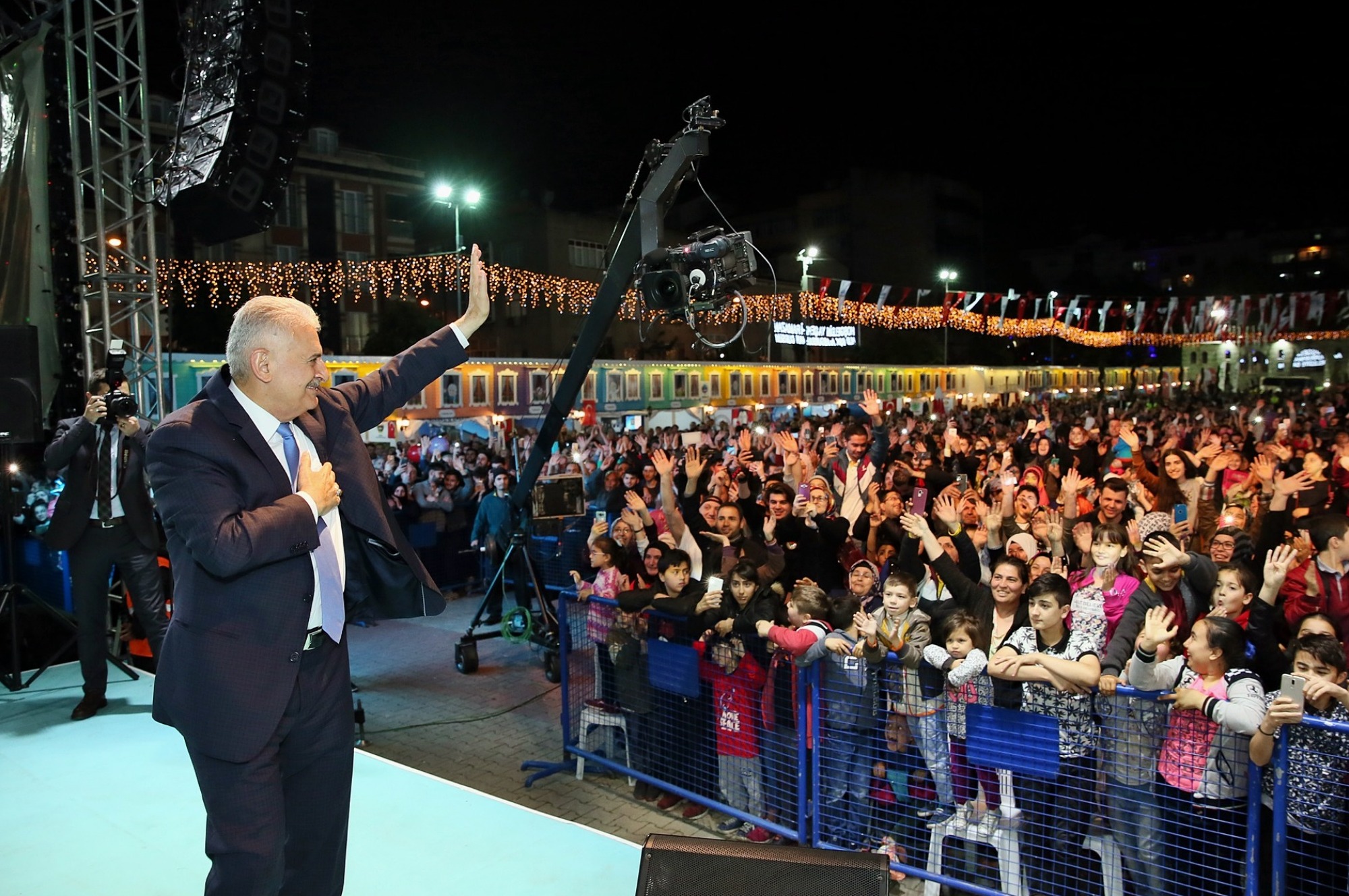 Yıldırım, Sultangazi’de Ramazanın Coşkusuna Ortak Oldu